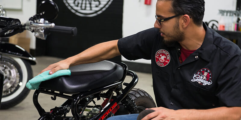 Chemical Guys Shop Deutschland moto line Motorradpflege leder reiniger versiegelung leather cleaner protectant